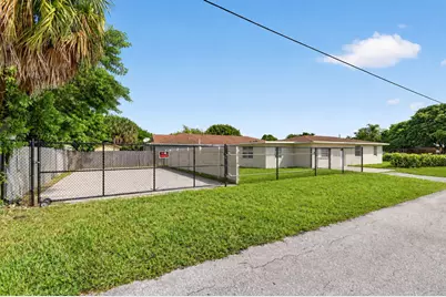 603 N Broadway, Lantana, FL 33462 - Photo 32