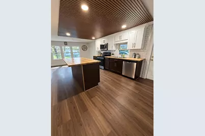 8572 Crown Drive, Boynton Beach, FL 33436 - Photo 10