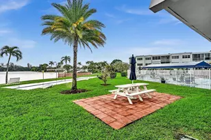 2309 Park Ln, Hollywood, FL 33021 - Photo 4