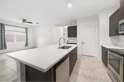 6089 Wildfire Way, West Palm Beach, FL 33415 - Photo 8