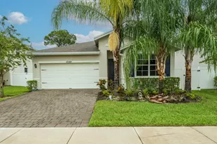 6089 Wildfire Wy, West Palm Beach, FL 33415 - Photo 2