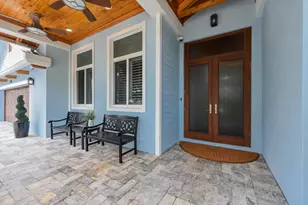730 Camino Lakes Cir, Boca Raton, FL 33486 - Photo 2