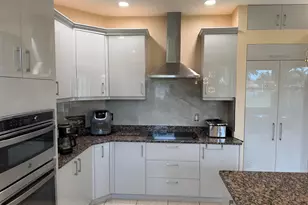 2243 Ridgewood Cir, Royal Palm Beach, FL 33411 - Photo 38