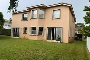 2243 Ridgewood Cir, Royal Palm Beach, FL 33411 - Photo 10