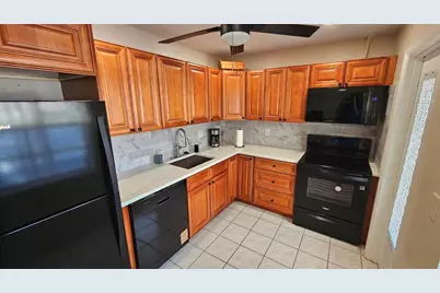 4270 NW 40th Street #104, Lauderdale Lakes, FL 33319 - Photo 2