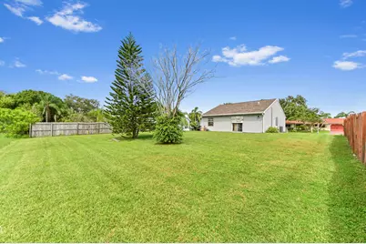 1549 SE South Balcourt, Port Saint Lucie, FL 34952 - Photo 12