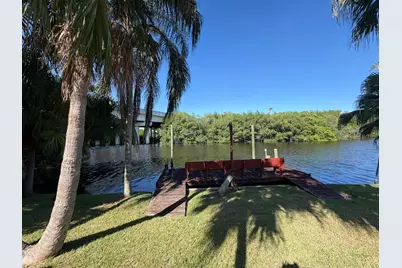 1219 SE Coral Reef Street, Port Saint Lucie, FL 34983 - Photo 4
