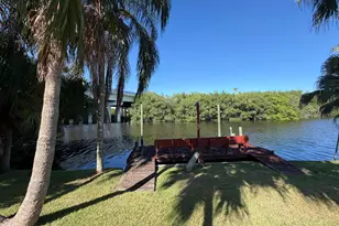 1219 SE Coral Reef St, Port Saint Lucie, FL 34983 - Photo 4