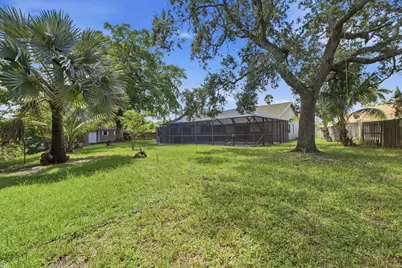 4790 NW 85th Avenue, Lauderhill, FL 33351 - Photo 38