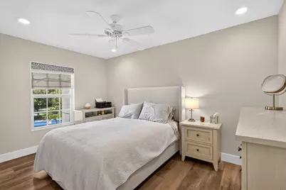 18449 SE Wood Haven Lane #E, Jupiter, FL 33469 - Photo 24