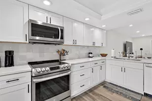 18449 SE Wood Haven Ln, Jupiter, FL 33469 - Photo 10
