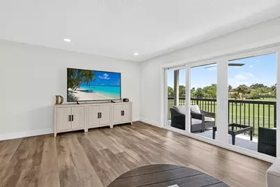 18449 SE Wood Haven Lane #E, Jupiter, FL 33469 - Photo 6