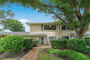 13 Westgate Ln, Boynton Beach, FL 33436 - Photo 1