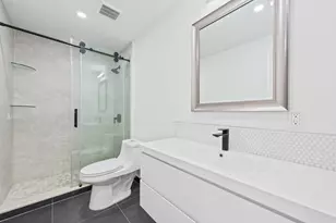 877 NE 195th St, Miami, FL 33179 - Photo 10