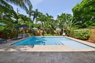 201 NE 16th Ct, Fort Lauderdale, FL 33305 - Photo 2