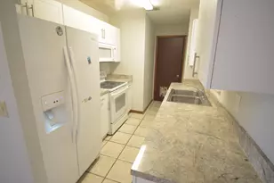 1102 SW Hibiscus St, Port Saint Lucie, FL 34983 - Photo 4