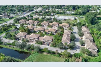 4704 Villas Santorini Drive, Lake Worth, FL 33461 - Photo 40