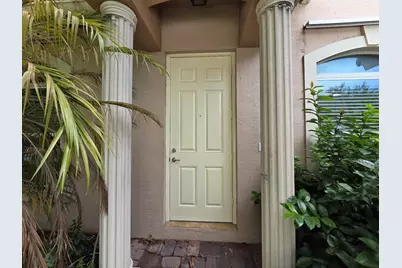4704 Villas Santorini Drive, Lake Worth, FL 33461 - Photo 2