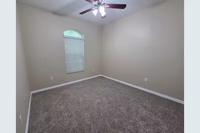 4704 Villas Santorini Drive, Lake Worth, FL 33461 - Photo 16