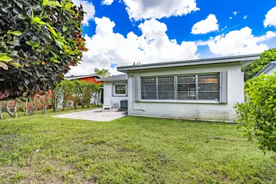 7307 NW 62nd Street, Tamarac, FL 33321 - Photo 16