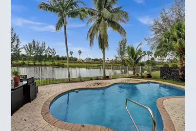 2111 Reston Circle, Royal Palm Beach, FL 33411 - Photo 2