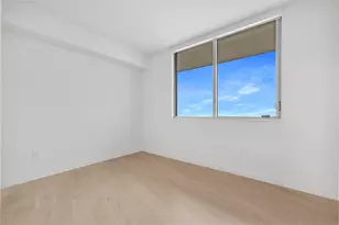 1400 Biscayne Blvd, Miami, FL 33132 - Photo 12
