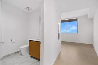 1400 Biscayne Boulevard #4003, Miami, FL 33132 - Photo 10