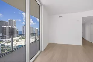 1400 Biscayne Blvd, Miami, FL 33132 - Photo 14