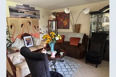 58 Woodland Drive #102, Vero Beach, FL 32962 - Photo 2