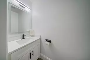 2364 Center Stone Ln, Riviera Beach, FL 33404 - Photo 36