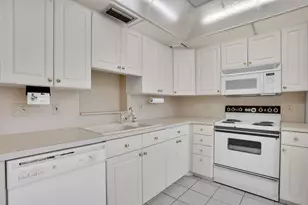 3002 Portofino Isle, Coconut Creek, FL 33066 - Photo 4