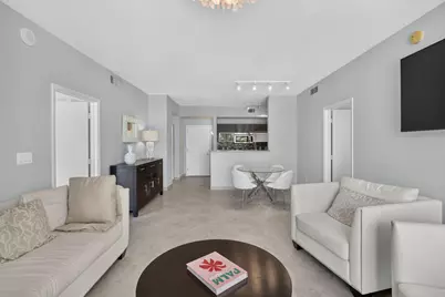 550 Okeechobee Boulevard #1215, West Palm Beach, FL 33401 - Photo 18