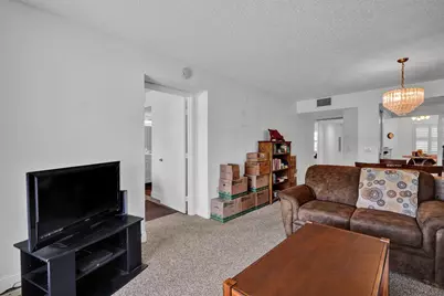 12750 SW 15th Street, Pembroke Pines, FL 33027 - Photo 16