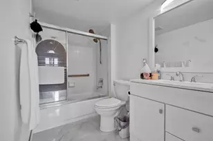 12750 SW 15th St, Pembroke Pines, FL 33027 - Photo 24