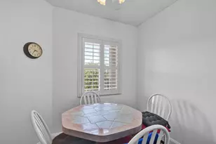 12750 SW 15th St, Pembroke Pines, FL 33027 - Photo 6