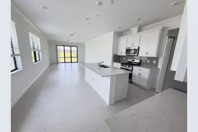 10676 NW Wilgrove Lane, Port Saint Lucie, FL 34987 - Photo 2