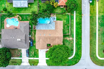 574 Juniper Place, Wellington, FL 33414 - Photo 4
