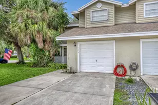 949 Honeytree Ln, Wellington, FL 33414 - Photo 1