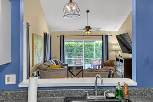 949 Honeytree Ln, Wellington, FL 33414 - Photo 8