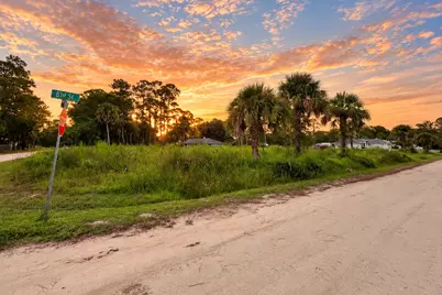 8106 92nd Avenue, Vero Beach, FL 32967 - Photo 4