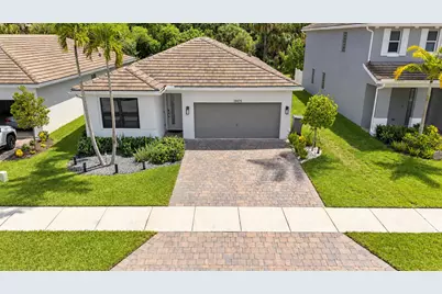 18476 Glenstone Street, Jupiter, FL 33458 - Photo 2