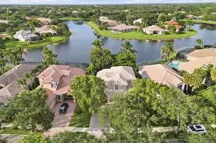 10919 NW 62nd Ct, Parkland, FL 33076 - Photo 2
