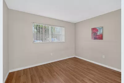 8100 Sunrise Lakes Boulevard #109, Sunrise, FL 33322 - Photo 16