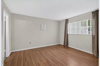 8100 Sunrise Lakes Boulevard #109, Sunrise, FL 33322 - Photo 12
