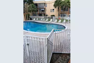 8390 Lagos De Campo Boulevard #206, Tamarac, FL 33321 - Photo 8