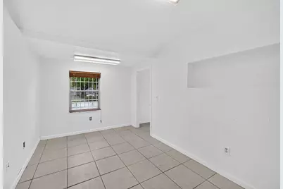 130 NE 51st Street, Oakland Park, FL 33334 - Photo 24