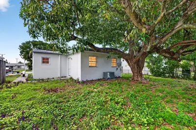 130 NE 51st Street, Oakland Park, FL 33334 - Photo 28