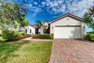 12024 SW Bayberry Ave, Port Saint Lucie, FL 34987 - Photo 2