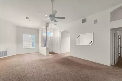 385 W Barclay Court, Beverly Hills, FL 34465 - Photo 4