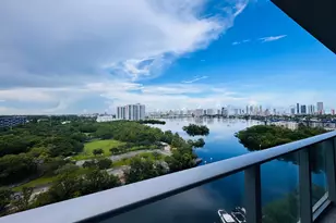 16385 Biscayne Blvd, North Miami Beach, FL 33160 - Photo 1